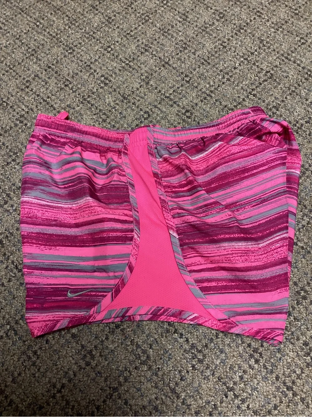 Nike Dri Fit Hot Pink Striped Athletic Shorts * Girls L